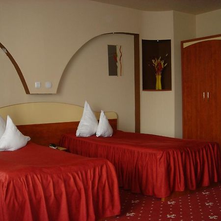 Hotel Kleyn Constanta Bagian luar foto