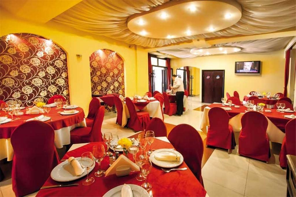 Hotel Kleyn Constanta Bagian luar foto